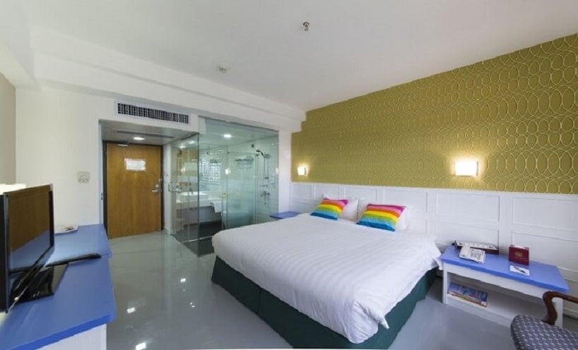 Sea View room + 2 hrs Cycling (2 persons)