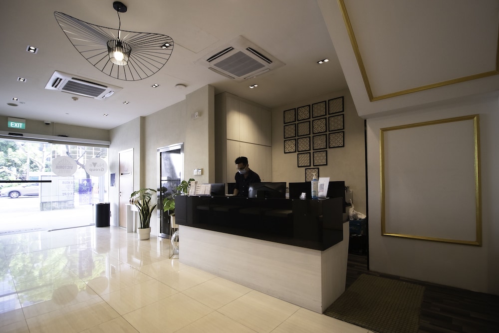 Victoria Hotel, a NuVe Group Collection
