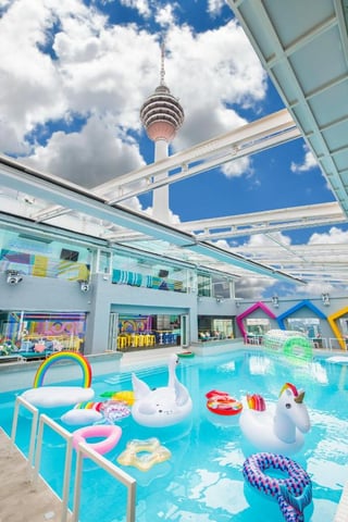 the pool on the cruise ship
