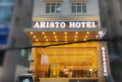 ari hotel