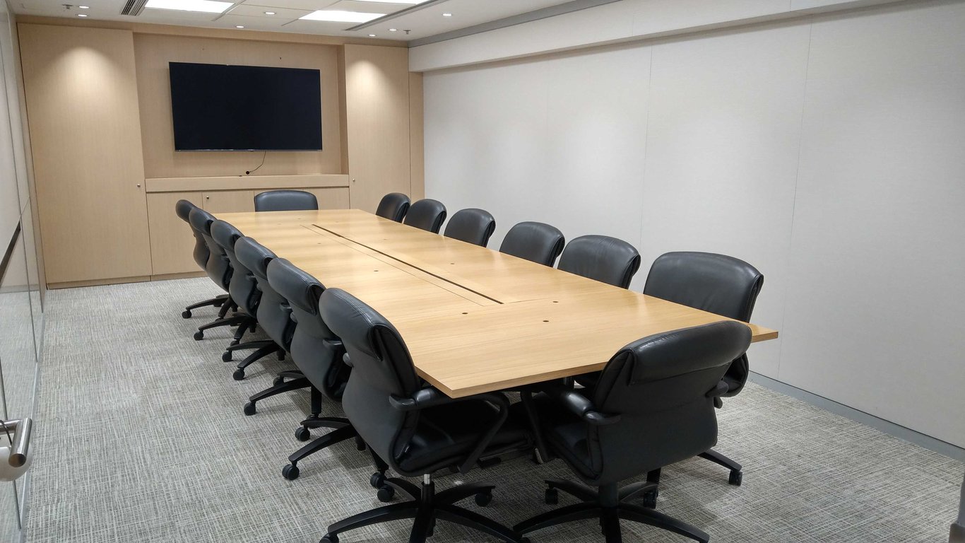 theDesk Enterprise Square 5 Meeting Rooms & Study Rooms Prices 2023