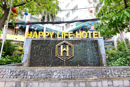 happy-life-hotel