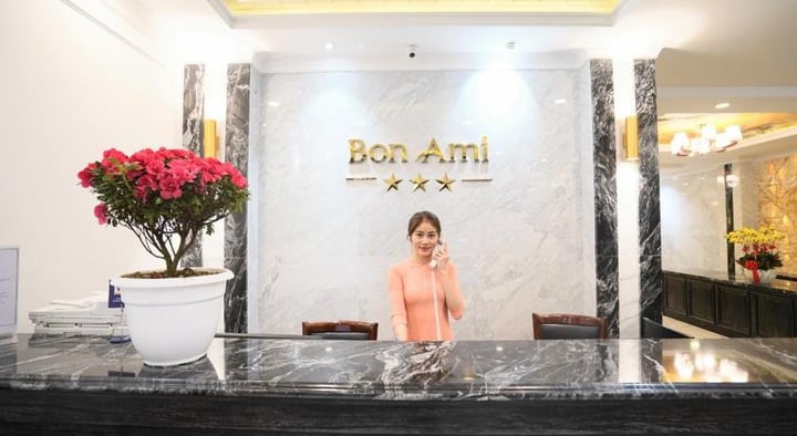 BON AMI HOTEL ( THIEN XUAN HOTEL)