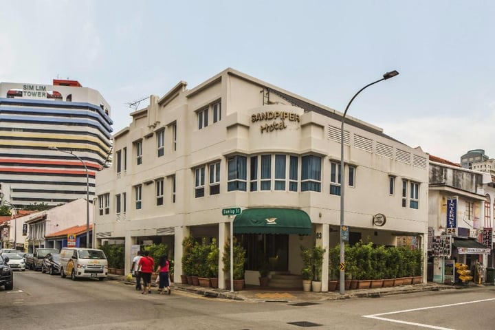 Sandpiper Hotel